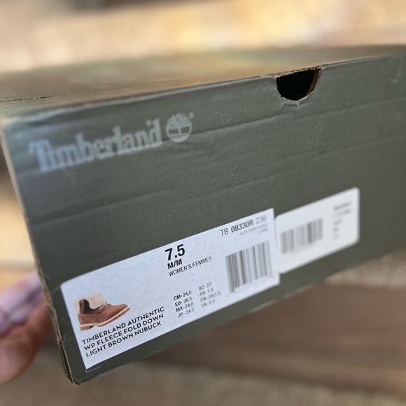 Brand new TIMBERLAND - Picture 3 of 3